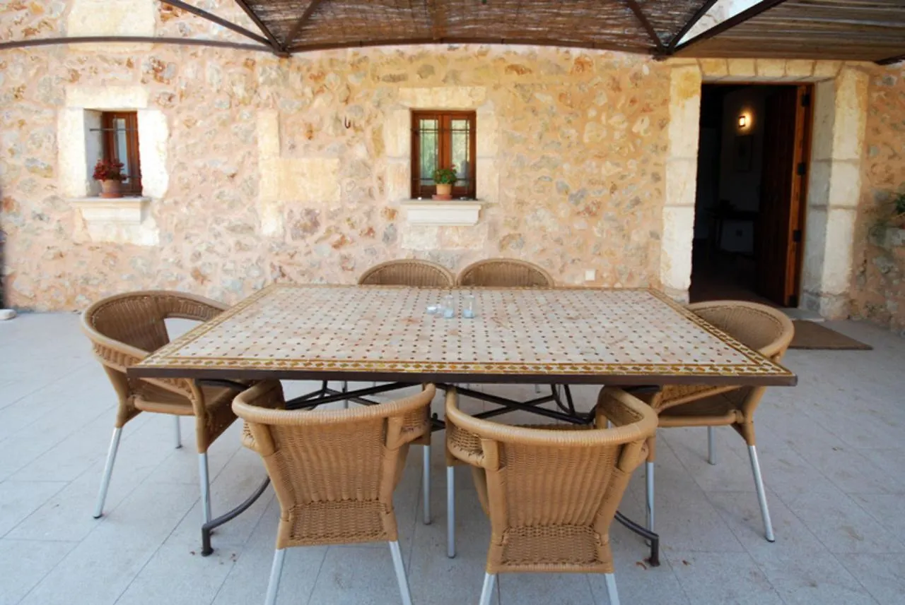 Cadernera Villa Buger Spain