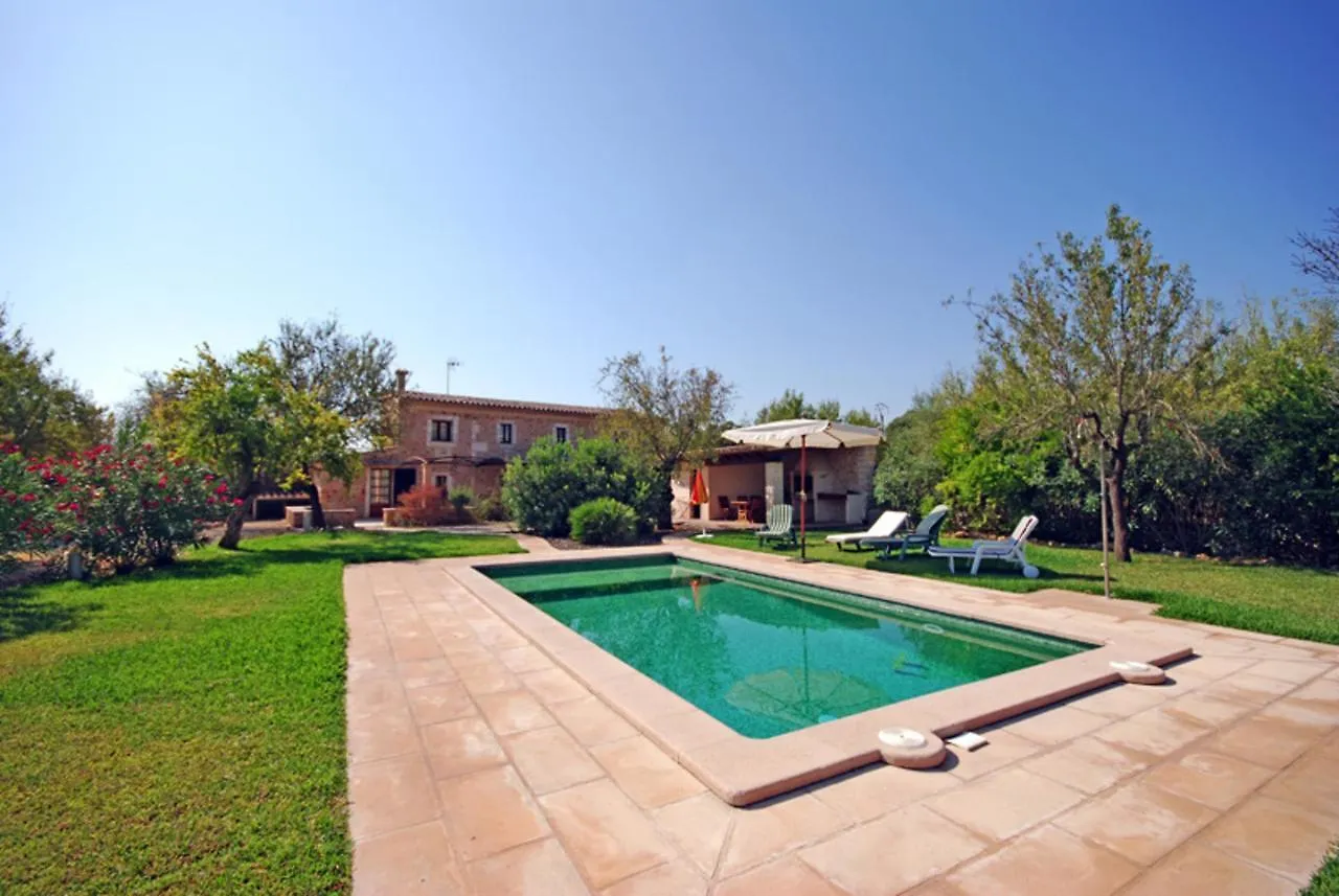 Cadernera Villa Buger 0*,  Spain
