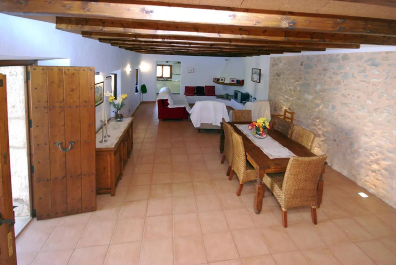 Cadernera Villa Buger Holiday home